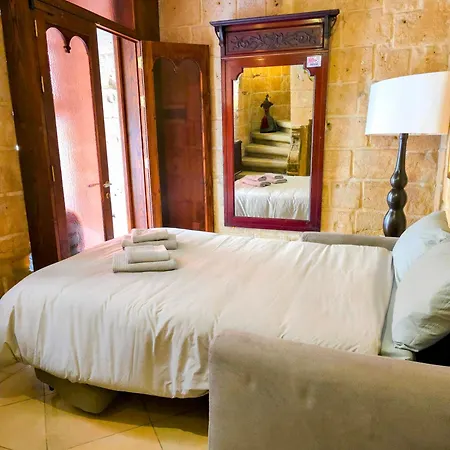 The G-house Valletta